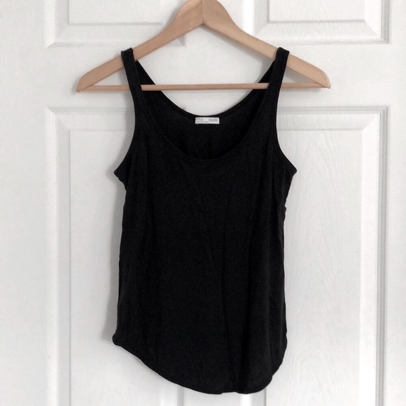 Black Zara scoop neck Tank - Picture 1 of 4
